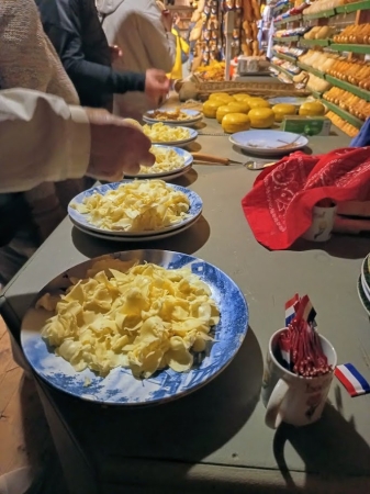 Zdjęcie z Holandii - pojedlismy tu sporo róznych serowych smakowitości; mnie najbardziej przypadł smakiem ten 