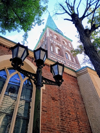 Zdjęcie z Łotwy - Archikatedra Kościoła Rzymskokatolickiego , czyli  KATEDRA ŚW. JAKUBA to gotycki kościół (1225r.)