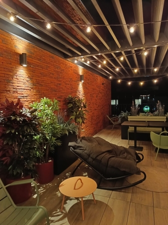 Zdjęcie z Belgii - na hotelowym tarasie na dachu 