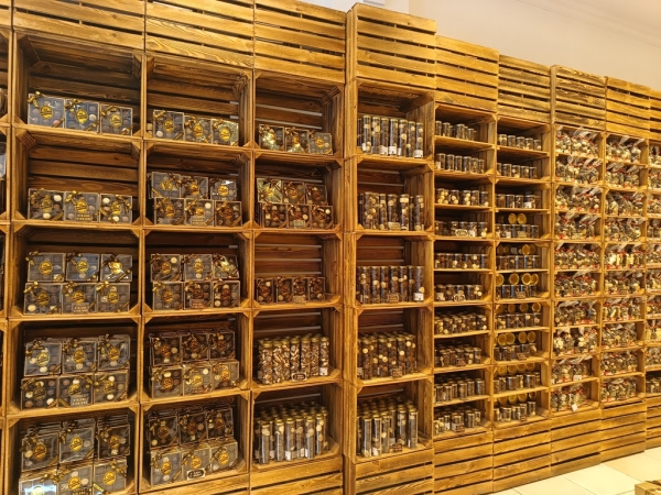 Zdjęcie z Belgii - czekoladowy asortyment jest tu olbrzymi a czekoladowych galerii zatrzęsienie... 