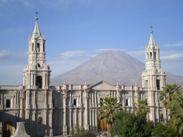 Zdjęcie z Peru - Wulkan nad Arequipa