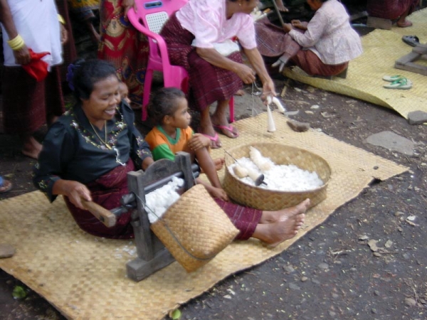 Zdjęcie z Indonezji - LARANTUKA
