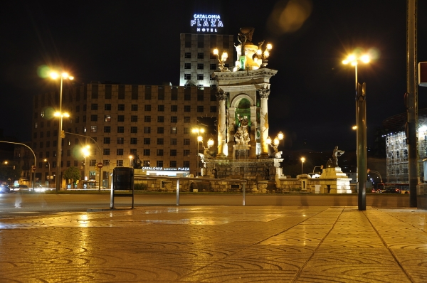 Zdjęcie z Hiszpanii - Plaza de Catalunya