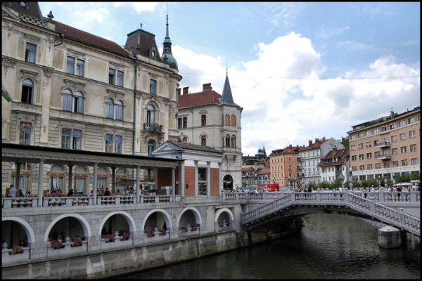 Zdjęcie ze Słowenii - Cankarjevo Nabrežje, L.