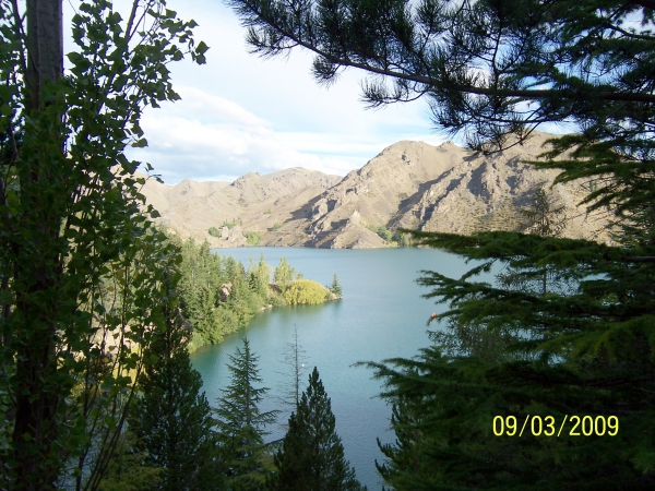 Zdjęcie z Nowej Zelandii - Lake Benmore...