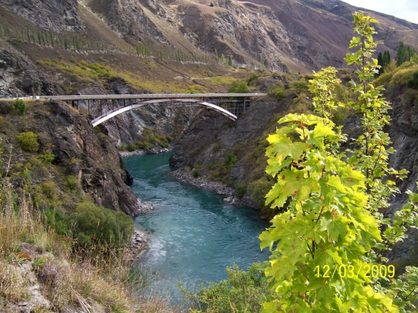Zdjęcie z Nowej Zelandii - Most na Shotover River...