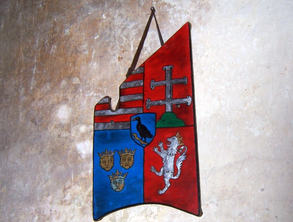 Zdjęcie ze Słowacji - Tarcza z herbem ...