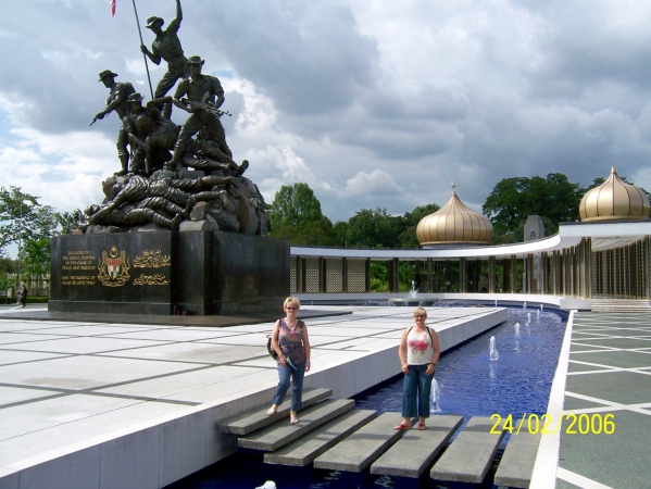 Zdjęcie z Malezji - Tugu Negara - park-pomnik