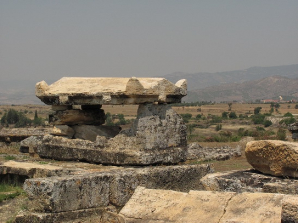 Zdjęcie z Turcji - Grobowce z Hierapolis.