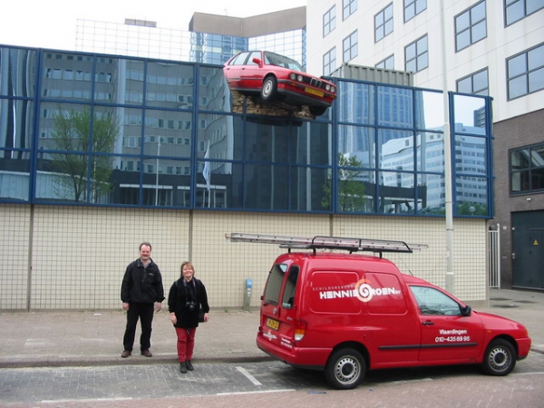 Zdjęcie z Holandii - Reklama samochodów.