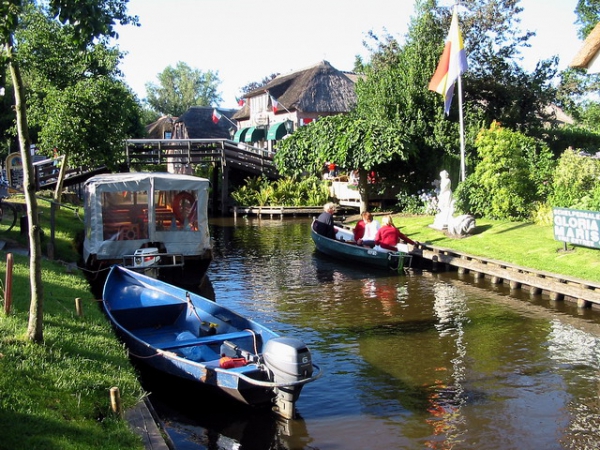 Zdjęcie z Holandii - Giethoorn.