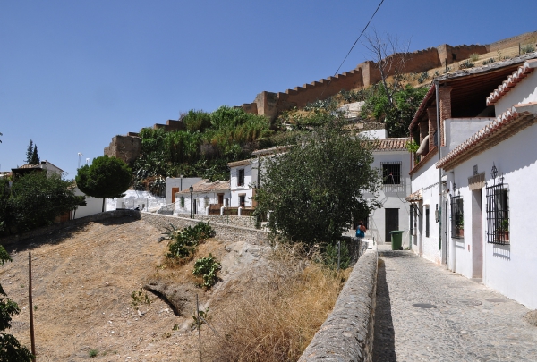 Zdjęcie z Hiszpanii - w dzielnicy Sacromonte