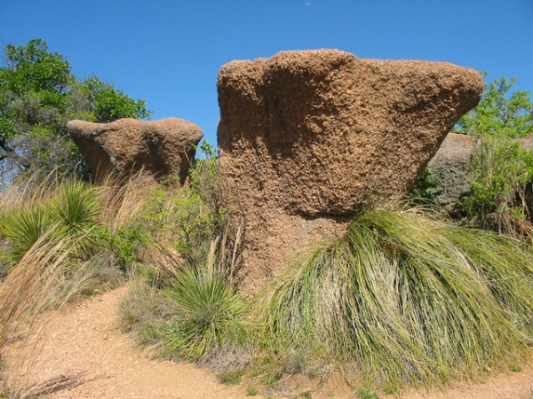 Zdjęcie ze Stanów Zjednoczonych - Enchanted Rock NRA.