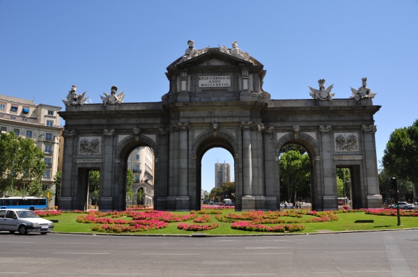 Zdjęcie z Hiszpanii - Puerta de Alcala