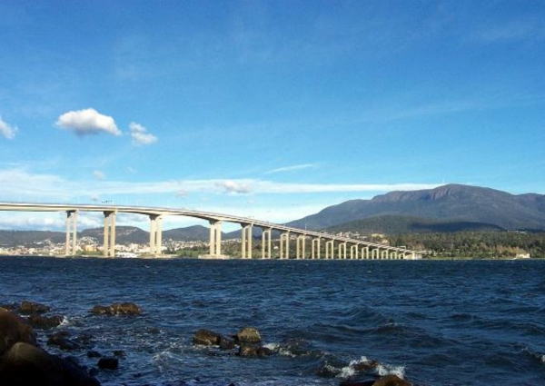 Zdjęcie z Australii - Tasman Bridge w Hobart