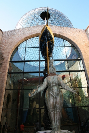 Zdjęcie z Hiszpanii - Teatro - Museo Dali