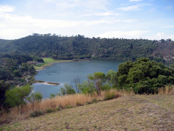 Zdjęcie z Australii - Marist Park i jezioro