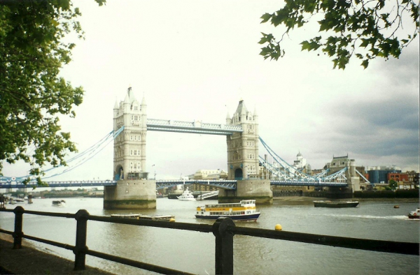 Zdjęcie z Wielkiej Brytanii - Tower Bridge