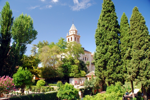 Zdjęcie z Hiszpanii - Kosciol w Alhambrze