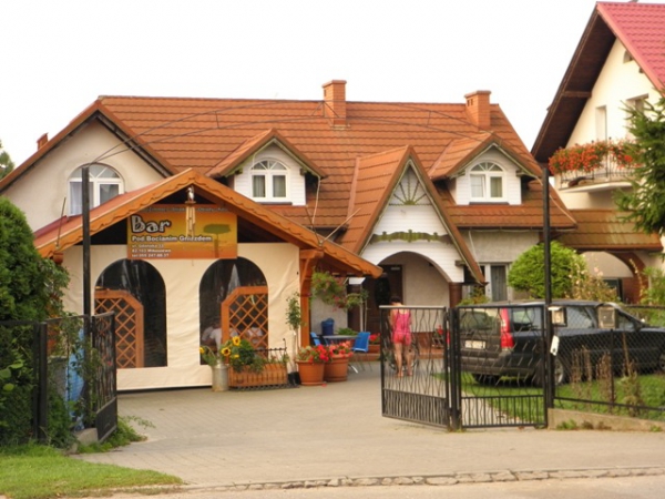 Zdjęcie z Polski - Bar w ładnym budynku ;o))