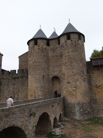 Zdjęcie z Francji - wejście do zamku