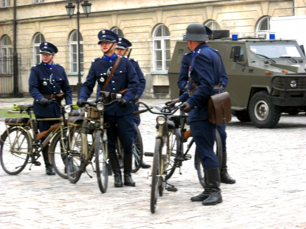 Zdjęcie z Polski - Przedwojenni policjanci