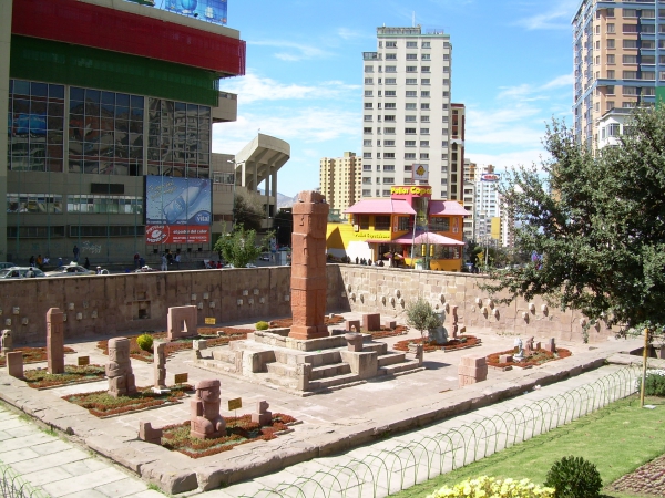 Zdjęcie z Boliwii - centralny plac miasta