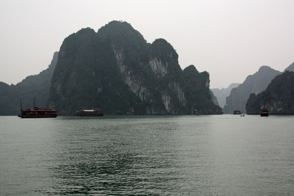 Zdjęcie z Wietnamu - halong bay