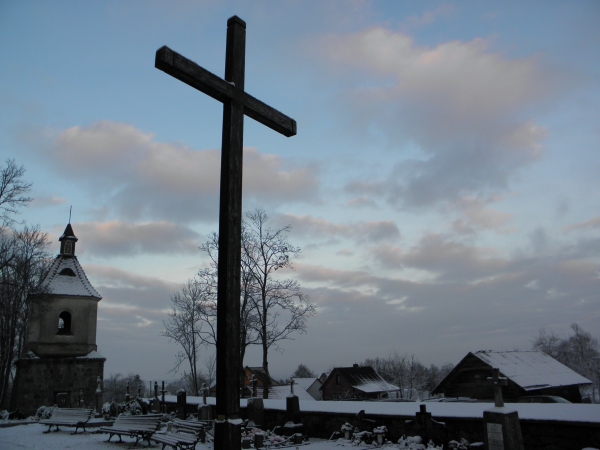 Zdjęcie z Litwy - cmentarz przy kosciele