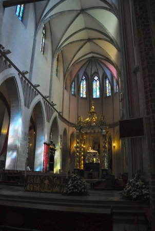 Zdjęcie z Polski - Wnętrze katedry Gniezno