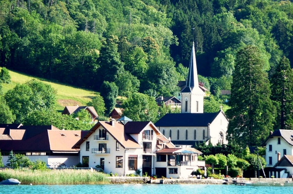 Zdjęcie z Francji - nad  Lac du Annecy