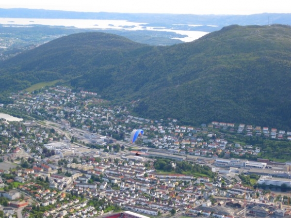 Zdjęcie z Norwegii - widok Bergen z Mt Ulriken