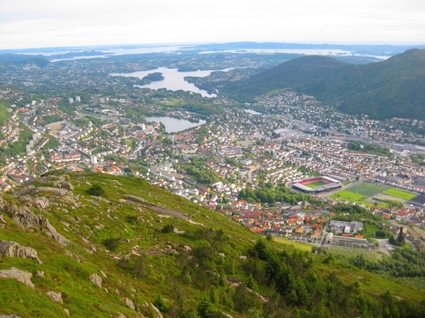 Zdjęcie z Norwegii - widok Bergen z Mt Ulriken
