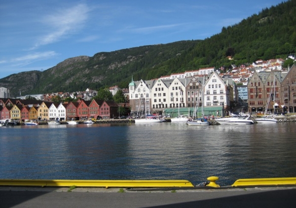 Zdjęcie z Norwegii - nabrzeże Bryggen
