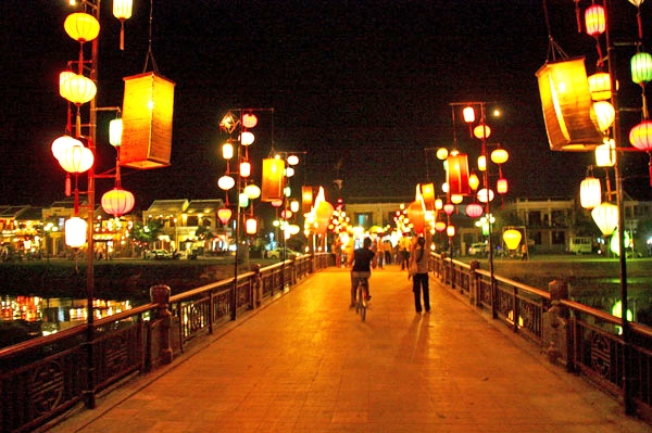 Zdjęcie z Wietnamu - noc w hoi an