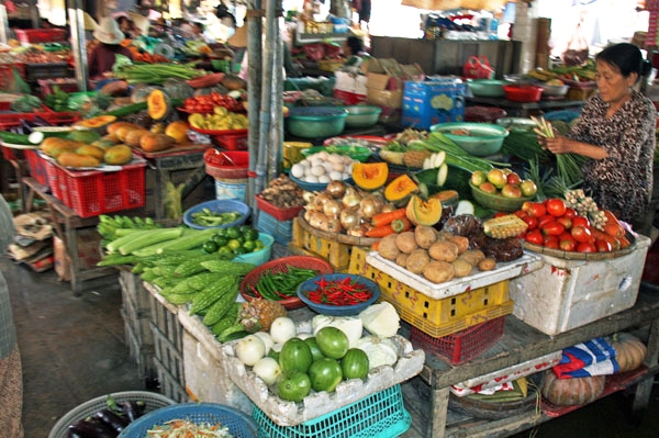Zdjęcie z Wietnamu - targ w hoi an