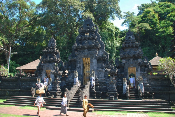 Zdjęcie z Indonezji - Pura Goa Lawah