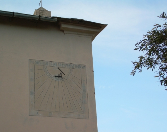 Zdjęcie z Francji - zegar słoneczny