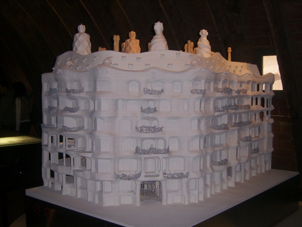 Zdjęcie z Hiszpanii - Casa Mila w pomniejszeniu