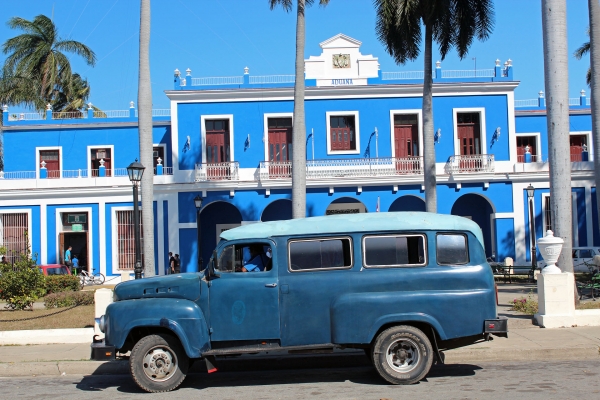 Zdjęcie z Kuby - Biuro celne
