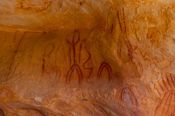 Zdjęcie z Australii - Rysunki naskalne