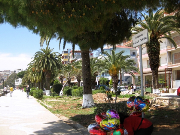 Zdjęcie z Albanii - Saranda - promenada