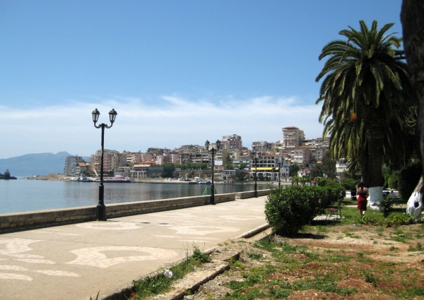 Zdjęcie z Albanii - Saranda - promenada