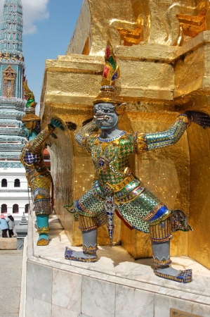 Zdjęcie z Tajlandii - Strażnicy w Wat Phra Kaeo
