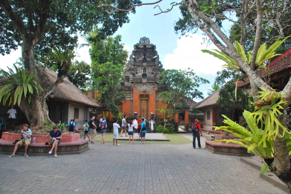 Zdjęcie z Indonezji - Palac Krolewski w Ubud
