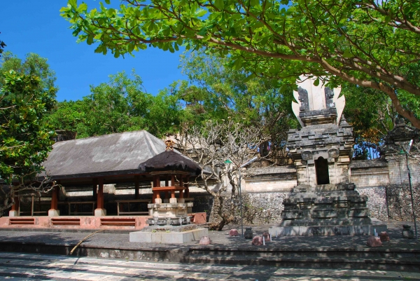 Zdjęcie z Indonezji - Pura Lahur Uluwatu