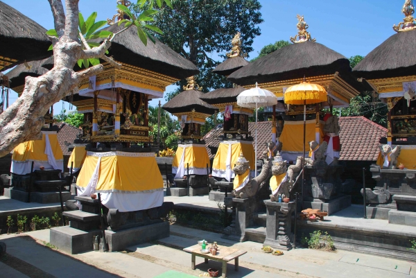 Zdjęcie z Indonezji - Prywatna swiatynia