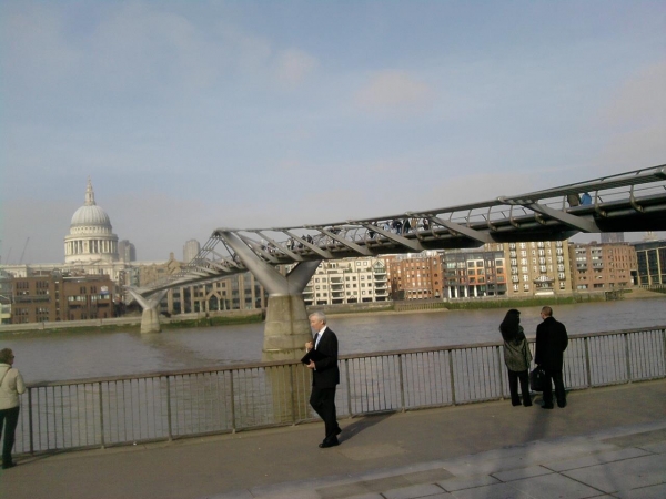 Zdjęcie z Wielkiej Brytanii - Millenium Bridge
