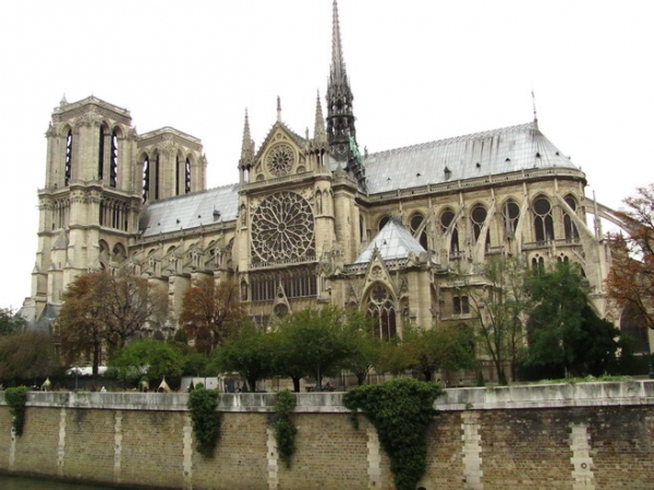 Zdjęcie z Francji - Notre Dame od zadka