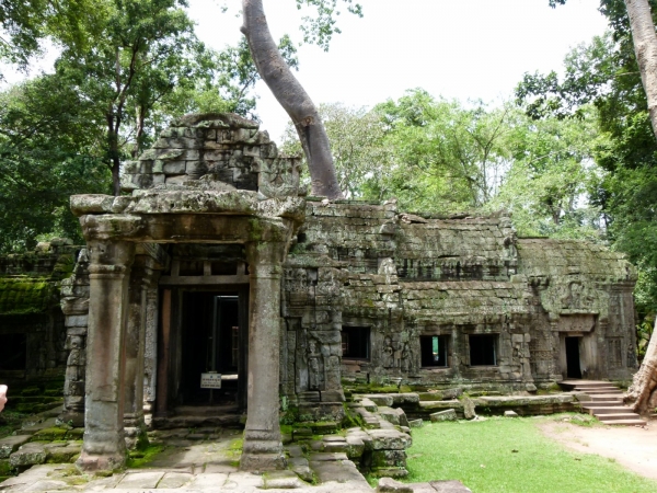 Zdjęcie z Kambodży - Ta Phrom-glowne wejscie